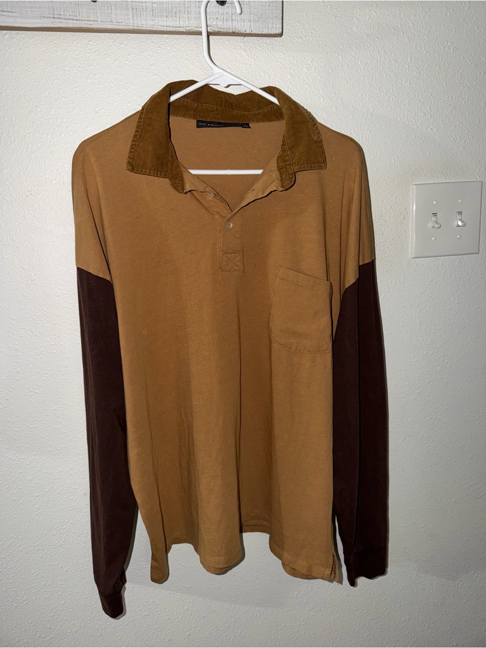 No Boundaries Two-Tone Long Sleeve Polo in Tan and Dark Brown